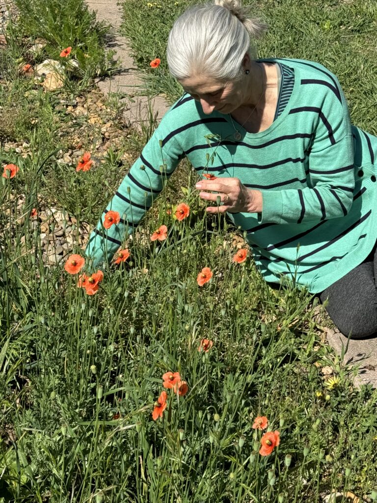 Femtor Leonie-Ruth understands how to help women thrive and support each other as a field of peonies does.